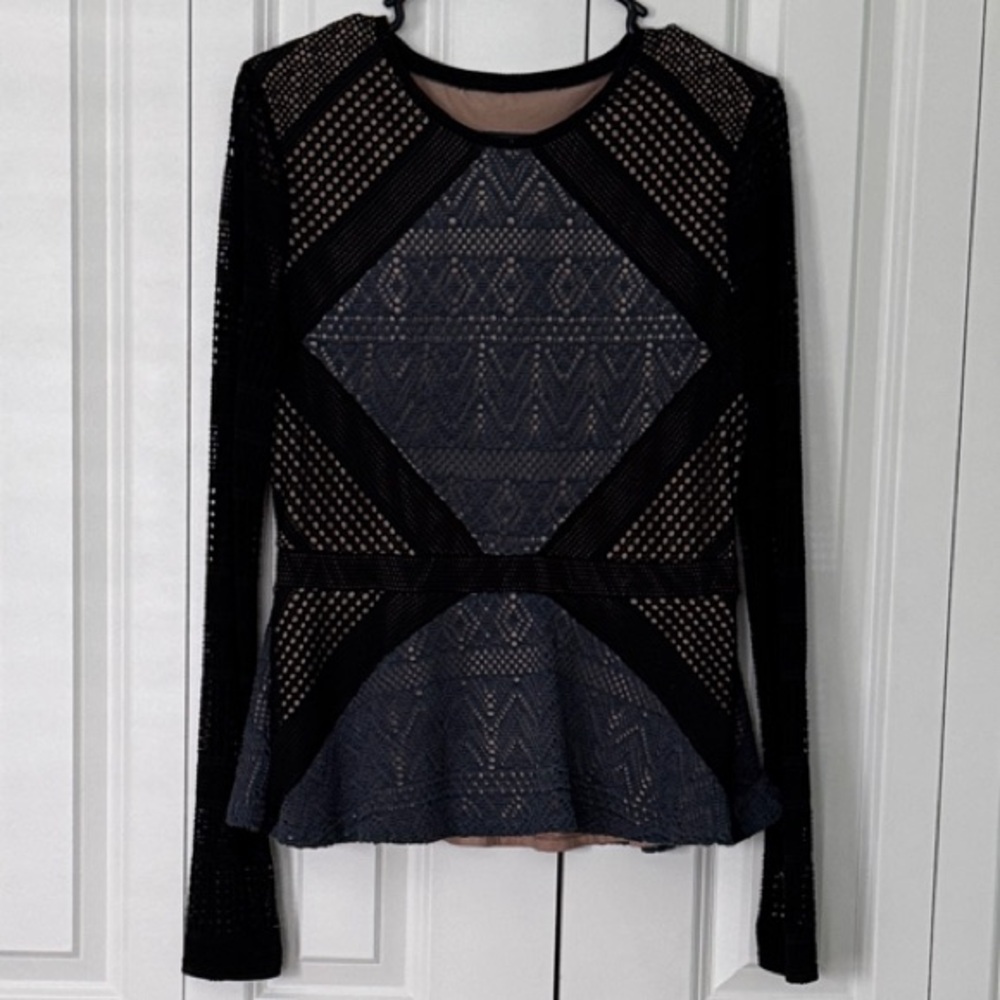 Maira black grey/blue crocheted long-sleeved top, size medium. Excellent cond.!